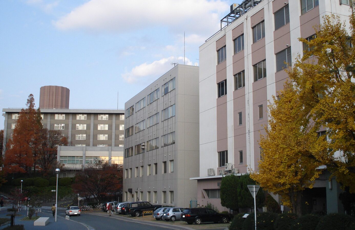 名古屋大学